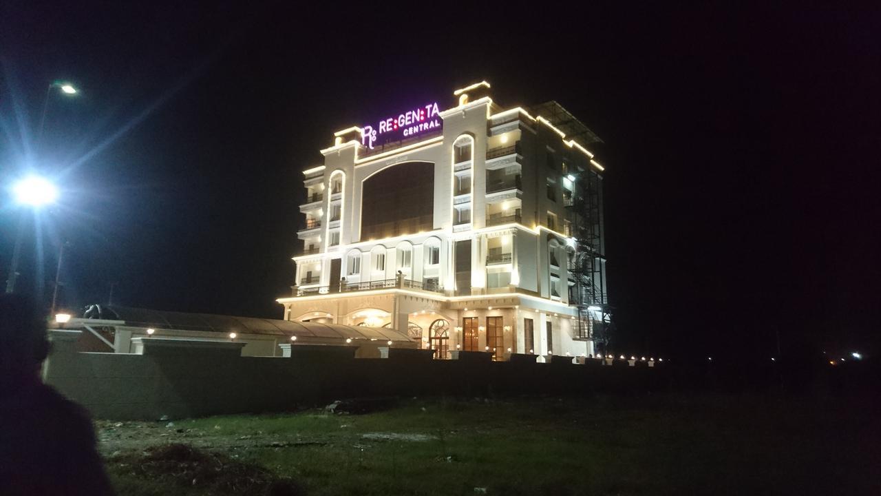 Regenta Central Indore Eksteriør bilde