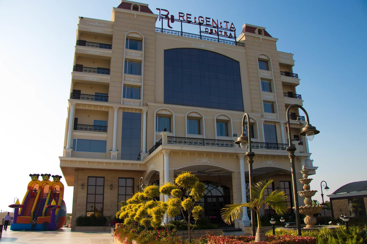 Regenta Central Indore Eksteriør bilde